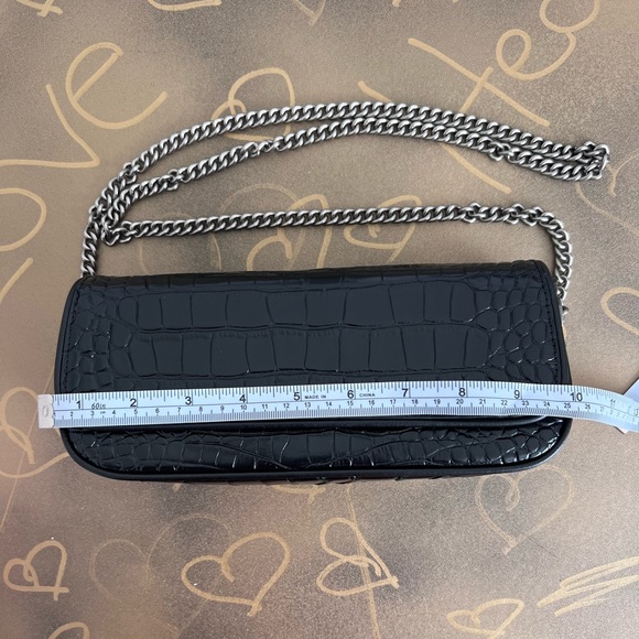 Handcrafted Genuine Crocodile leather purse shoulder bag / handbag - Picture 6 of 15